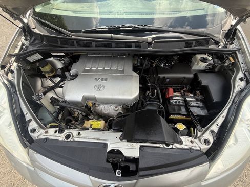 Used 2008 Toyota Sienna FWD image 25