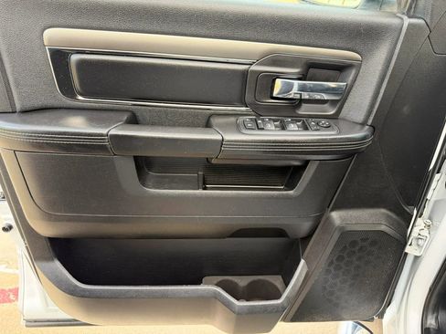 Used 2013 RAM 1500 Sport image 10