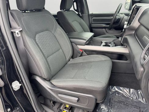 Used 2025 RAM 1500 Big Horn AWD/4WD image 8