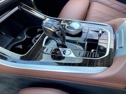 Certified 2023 BMW X5 xDrive45e w/ Executive Package image 17