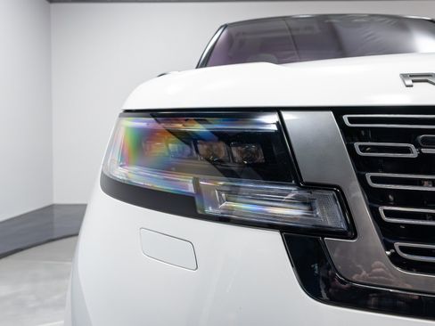 Used 2023 Land Rover Range Rover Long Wheelbase Autobiography image 52