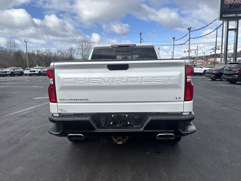 Used 2020 Chevrolet Silverado 1500 LT Trail Boss image 4