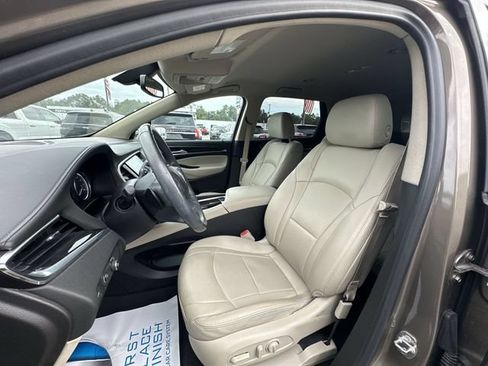 Used 2020 Buick Enclave Essence w/ Sound and Sites Package FWD image 14
