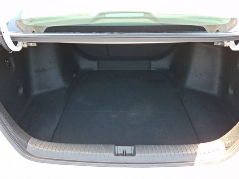 Certified 2023 Honda Accord EX image 30