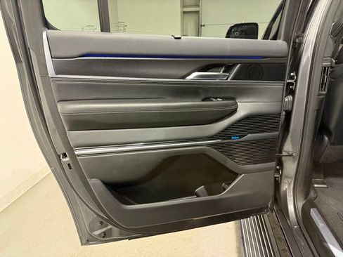 Used 2024 Jeep Grand Wagoneer L Series II w/ Quick Order Packagew 28T image 27