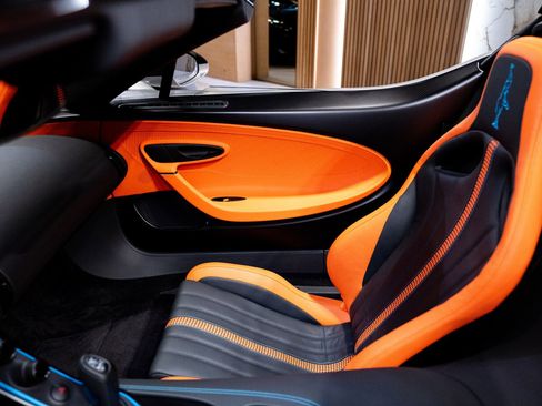 Used 2025 Bugatti Mistral image 26