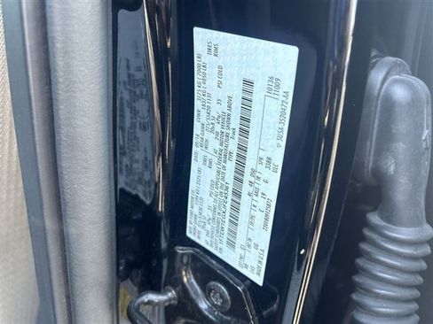 Used 2018 Ford F150 XLT w/ Equipment Group 302A Luxury image 32