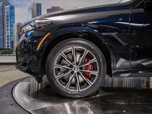 Used 2026 BMW X6 M60i w/ Executive Package image 7