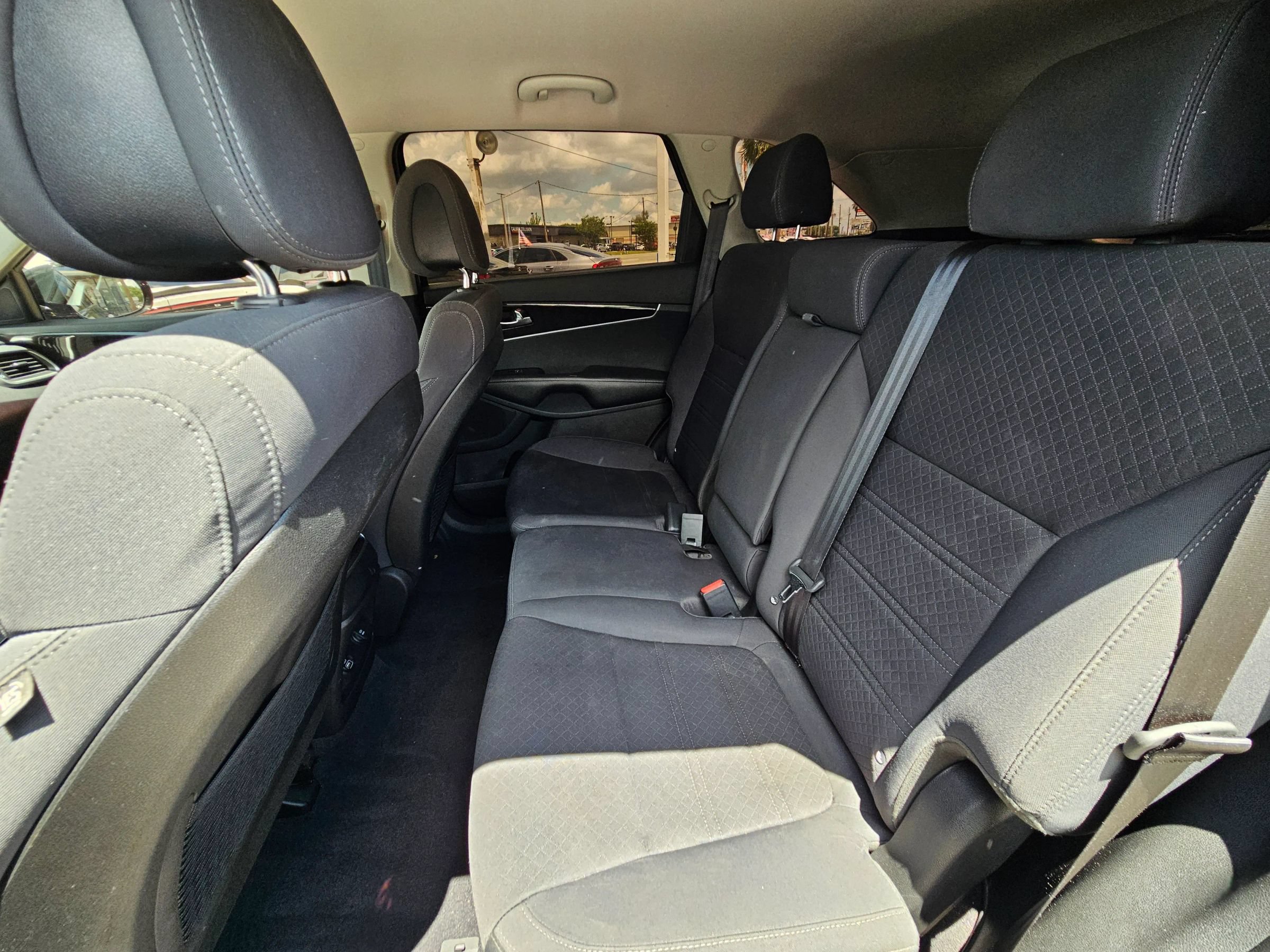 Used 2016 Kia Sorento FWD w/ LX Convenience Package image 13
