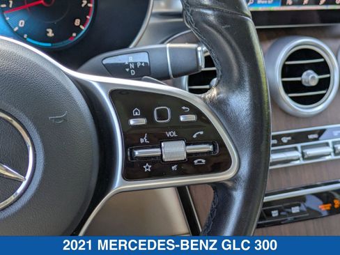 Used 2021 Mercedes-Benz GLC 300 4MATIC image 19