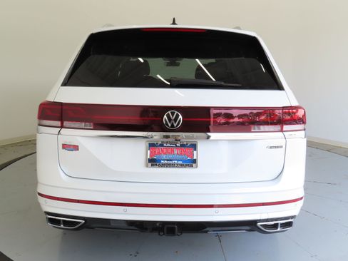 New 2026 Volkswagen Atlas SEL Premium R-Line AWD/4WD image 5