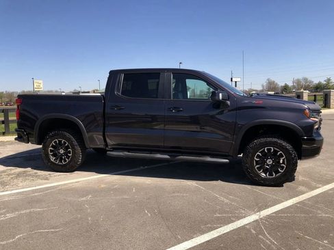 Used 2022 Chevrolet Silverado 1500 ZR2 image 6