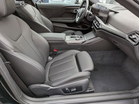 Certified 2024 BMW 230i 230i w/ Convenience Package image 32