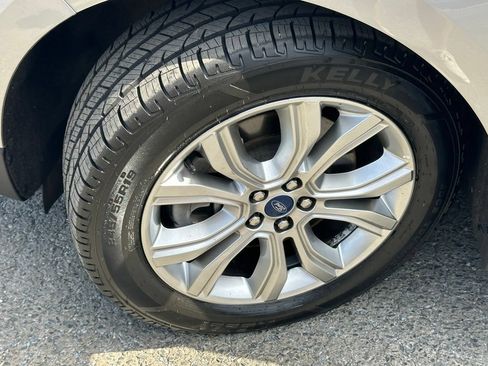 Used 2022 Ford Edge Titanium AWD/4WD image 39