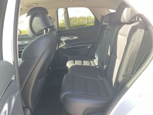 Used 2025 Genesis GV70 2.5T image 25