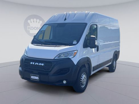 Used 2024 RAM ProMaster 2500 w/ Convenience Group FWD image 1