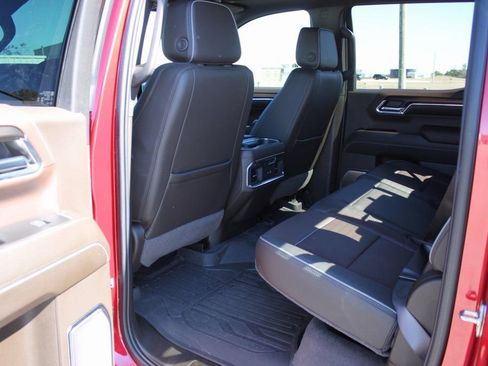 Used 2024 GMC Sierra 1500 Denali image 6