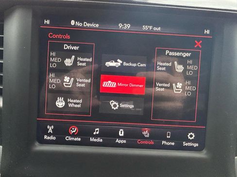 Used 2019 RAM 1500 Laramie w/ Sport Appearance Package AWD/4WD image 23
