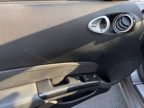 Used 2007 Nissan 350Z Enthusiast RWD image 5