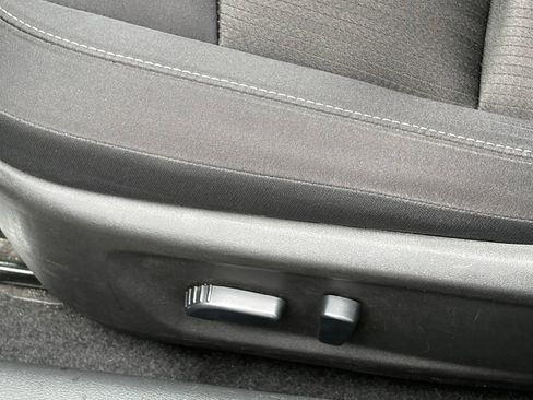 Used 2024 Nissan Altima 2.5 SV FWD image 5