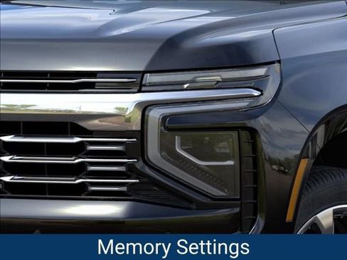 New 2026 Chevrolet Suburban Premier AWD/4WD image 11