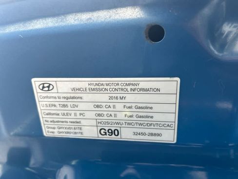 Used 2016 Hyundai Tucson Limited w/ Option Group 03 FWD image 8