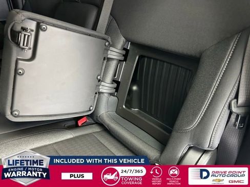 Used 2024 GMC Sierra 1500 Elevation image 29