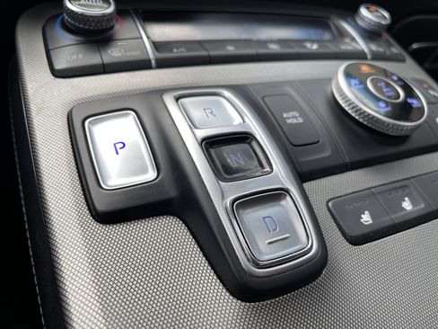 Used 2021 Hyundai Palisade Calligraphy image 31