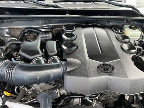 Certified 2021 Toyota 4Runner SR5 Premium image 19