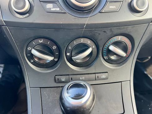 Used 2012 MAZDA MAZDA3 i Touring image 35