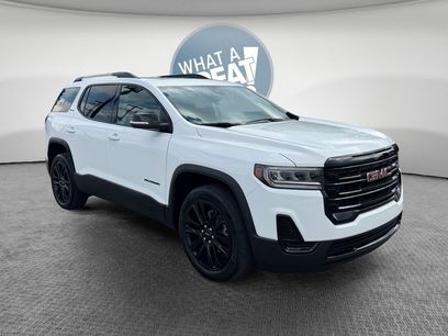 Used 2023 GMC Acadia SLE w/ Driver Convenience Package
