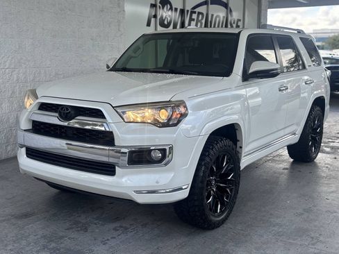 Used 2017 Toyota 4Runner Limited RWD image 4