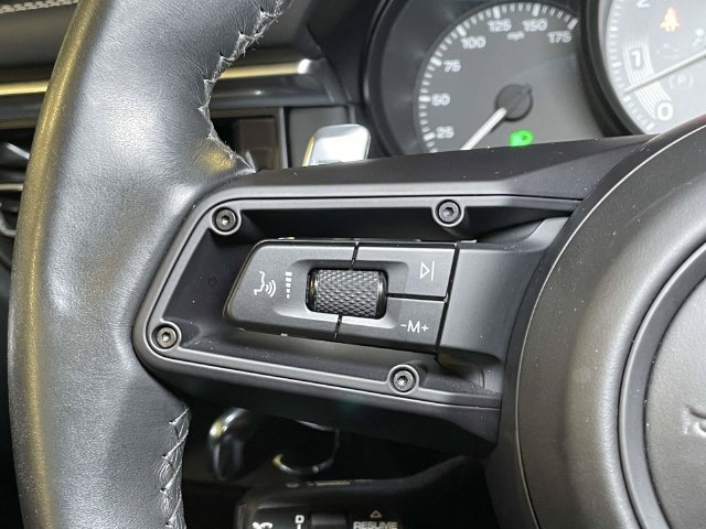 Certified 2023 Porsche Macan S AWD/4WD image 36