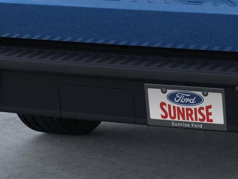 New 2025 Ford Maverick XL image 23