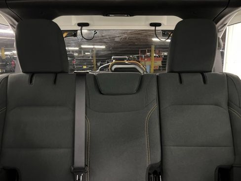 Used 2024 Jeep Wrangler Sport S image 25