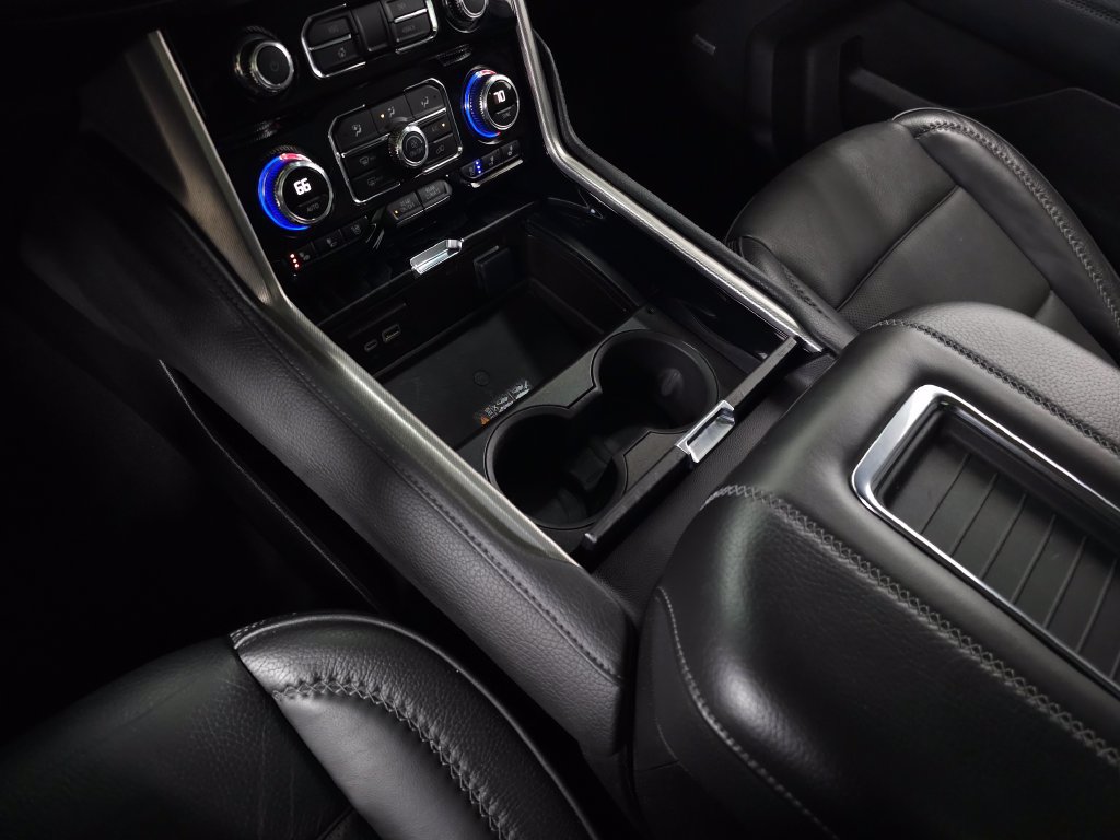 Used 2023 GMC Yukon Denali w/ LPO, Floor Liner Package AWD/4WD image 35