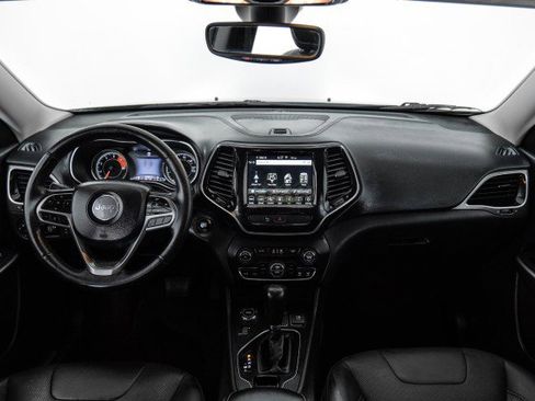 Used 2019 Jeep Cherokee Limited image 11