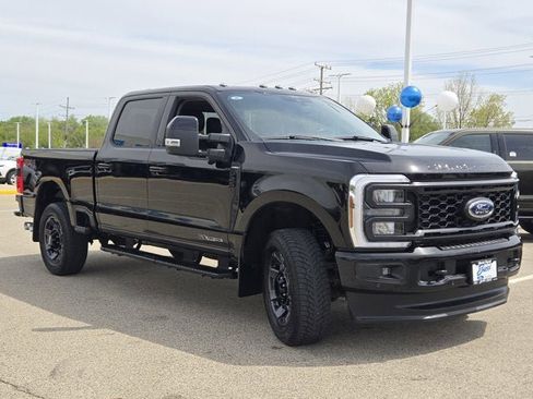 Used 2024 Ford F250 Lariat w/ Lariat Ultimate Package AWD/4WD image 3