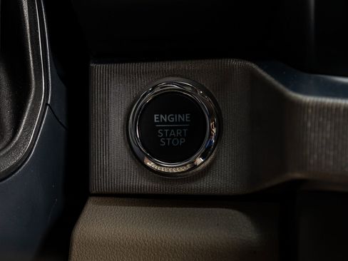 Used 2025 Ford F450 Platinum w/ Platinum Plus Package image 23