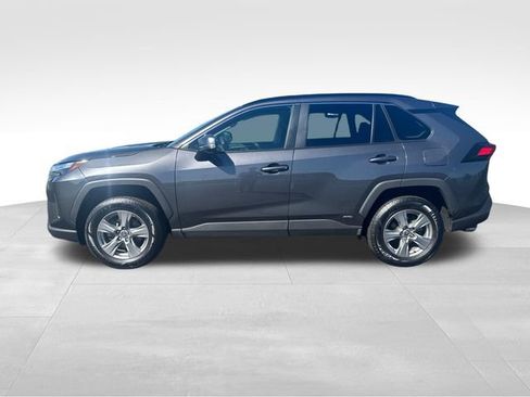 Used 2024 Toyota RAV4 LE AWD/4WD image 2