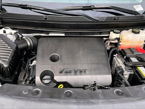 Used 2023 Buick Enclave Essence w/ LPO, Floor Liner Package image 9