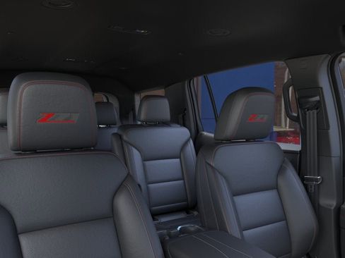 Used 2026 Chevrolet Traverse Z71 w/ Driver Confidence Package image 24