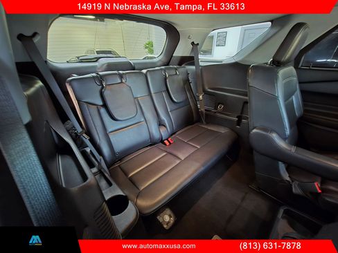 Used 2020 Ford Explorer XLT w/ Equipment Group 202A AWD/4WD image 39