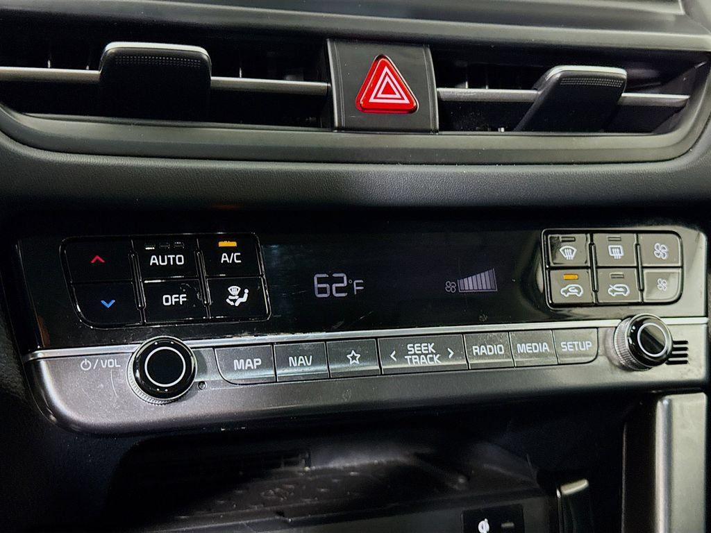 Certified 2024 Kia Seltos SX AWD/4WD image 10