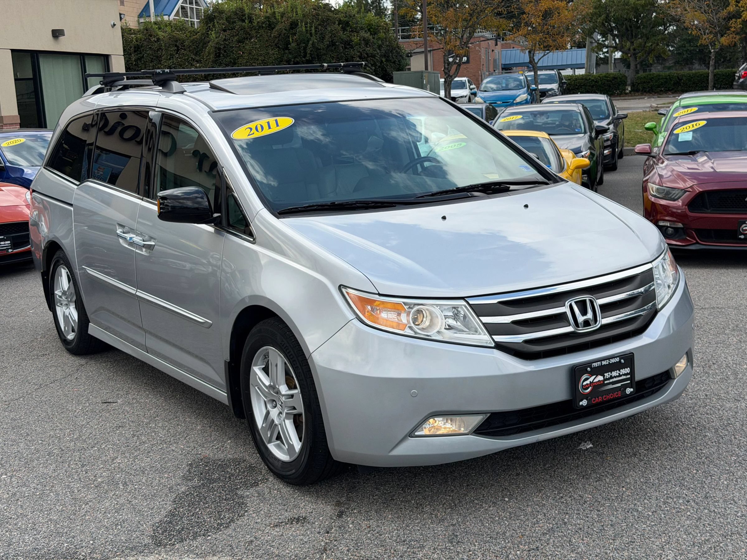 Used 2011 Honda Odyssey Touring image 5