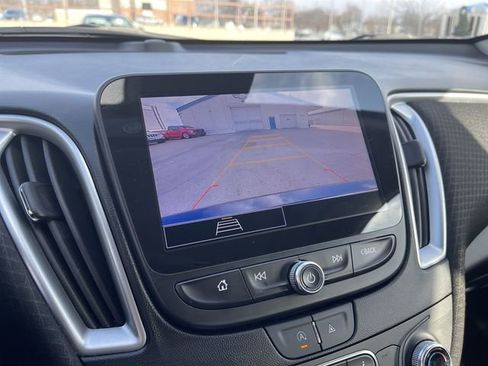 Used 2023 Chevrolet Malibu LT image 21