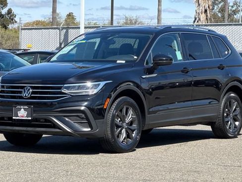 Used 2023 Volkswagen Tiguan SE FWD image 8