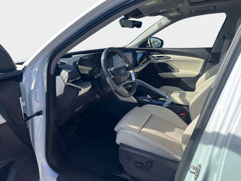 Used 2025 Audi Q5 Premium Plus w/ Premium Plus image 10