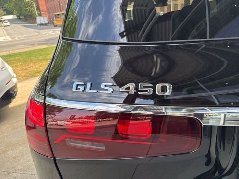Certified 2025 Mercedes-Benz GLS 450 4MATIC image 10