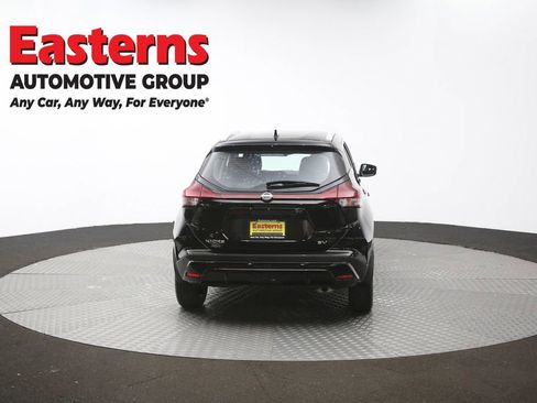 Used 2023 Nissan Kicks SV FWD image 35